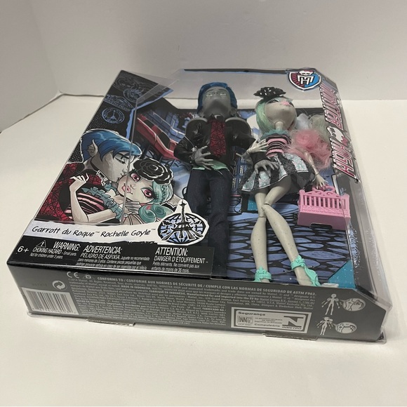 MONSTER HIGH DOLL GARROTT DU ROQUE & ROCHELLE GOYLE LOVE IN SCARIS NRFB - Picture 11 of 11